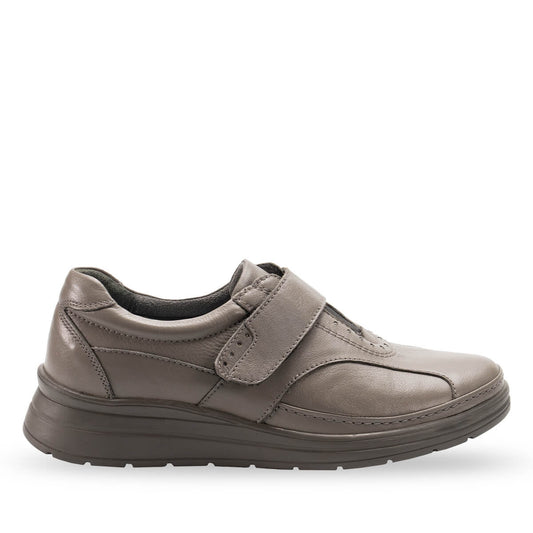 Who Should Wear Orthopedic Shoes?